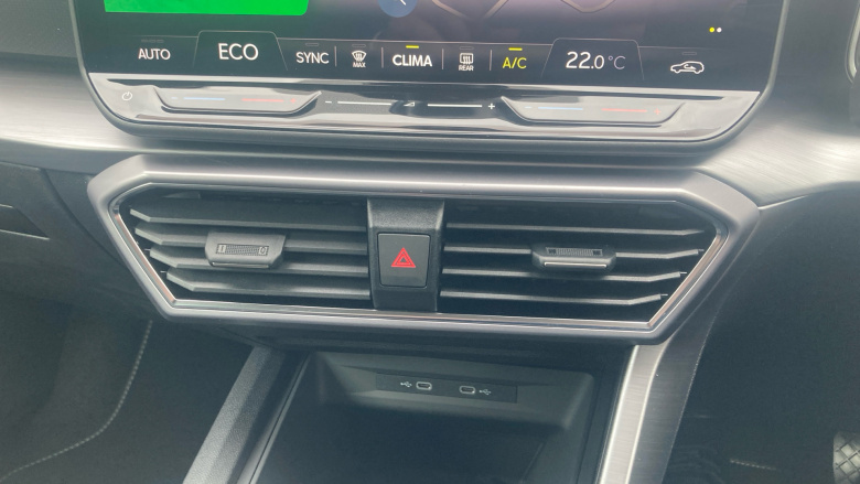 SEAT Leon 1.5 e-Hybrid FR 5dr DSG [DAP] Hatchback